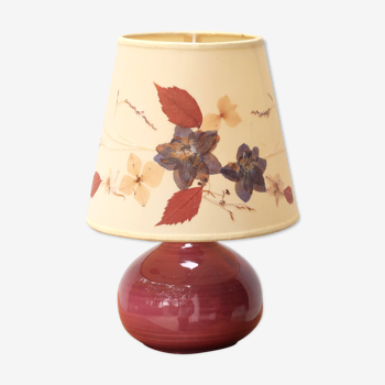 Lampe rose en céramique, abat jour façon herbier, années 70