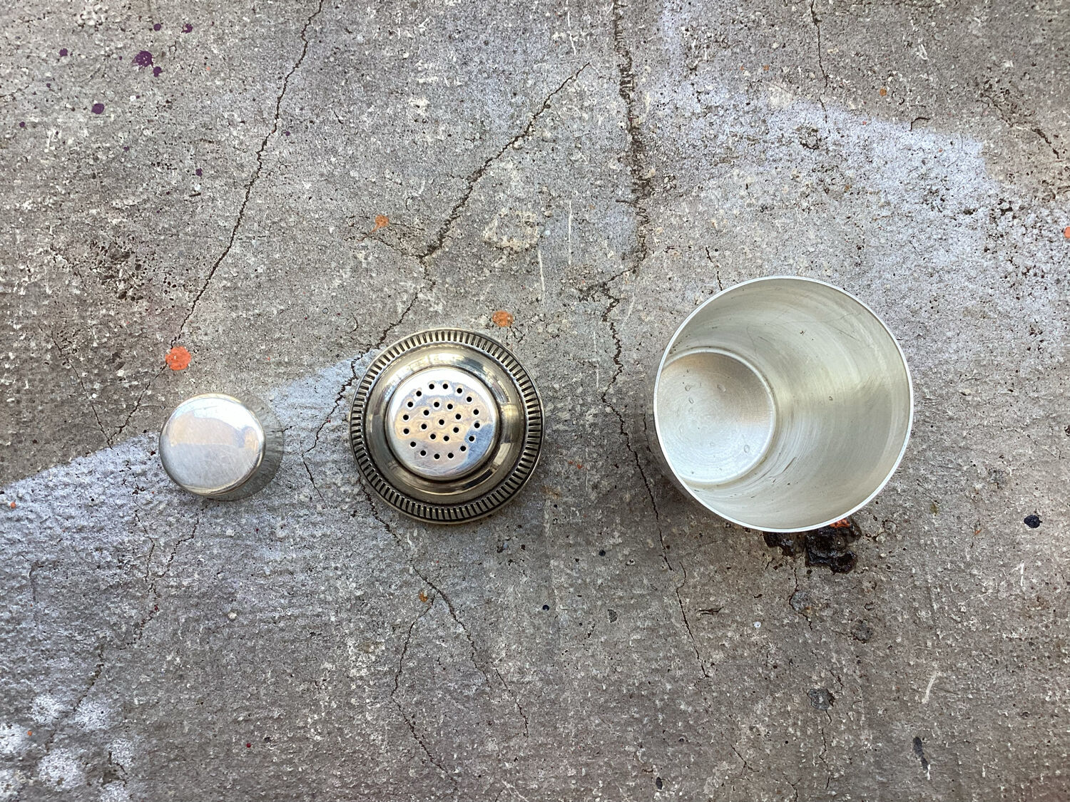 Antique shaker in silver metal hallmarked Art Deco style
