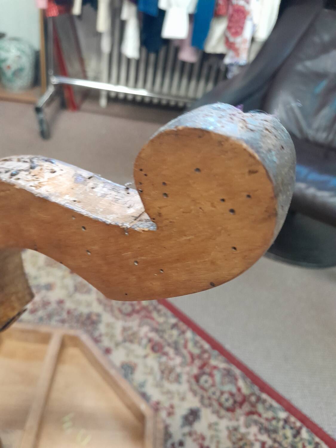 Marquetry pedestal table