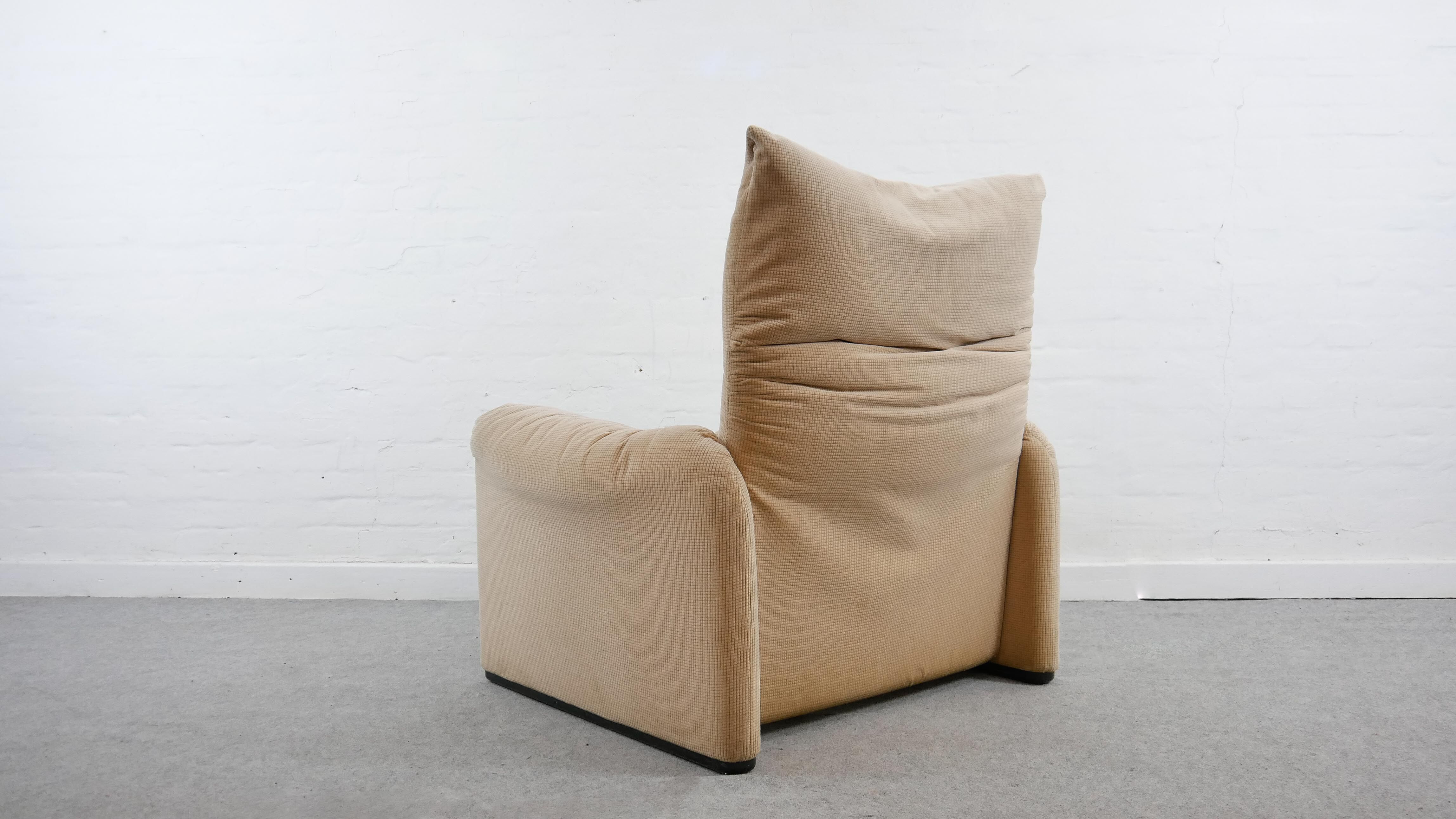 Set of Maralunga 2-seater & armchair by Vico Magistretti for Cassina, Italy