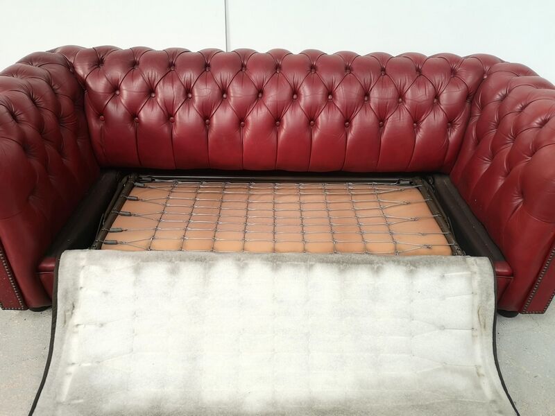 Sofa chesterfield convertible red leather