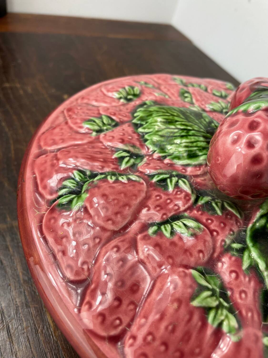 Strawberry slip tart dish
