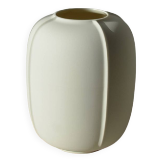 Vase n°3 Atlas - Limestone