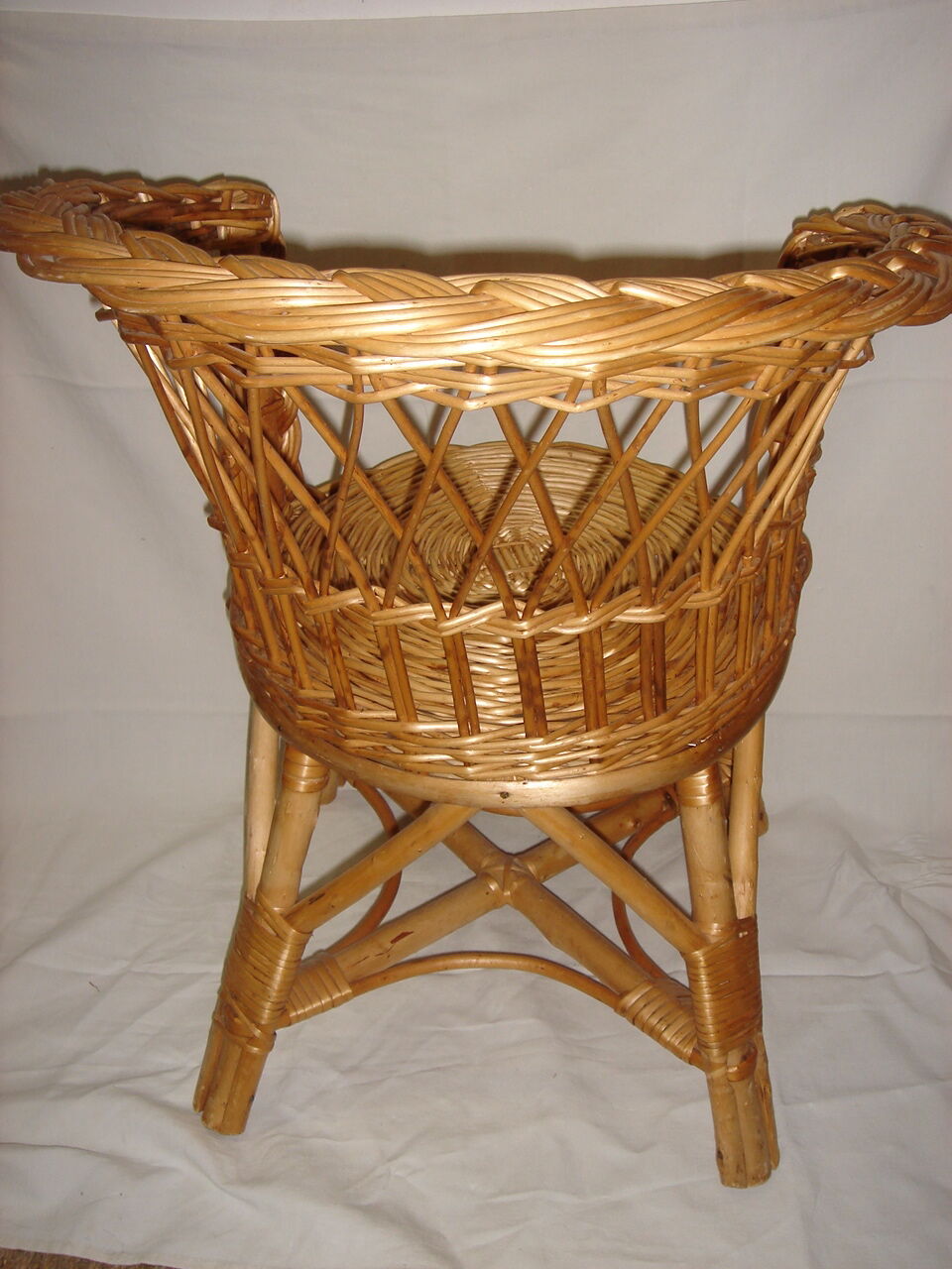 1965 Children's rattan chair