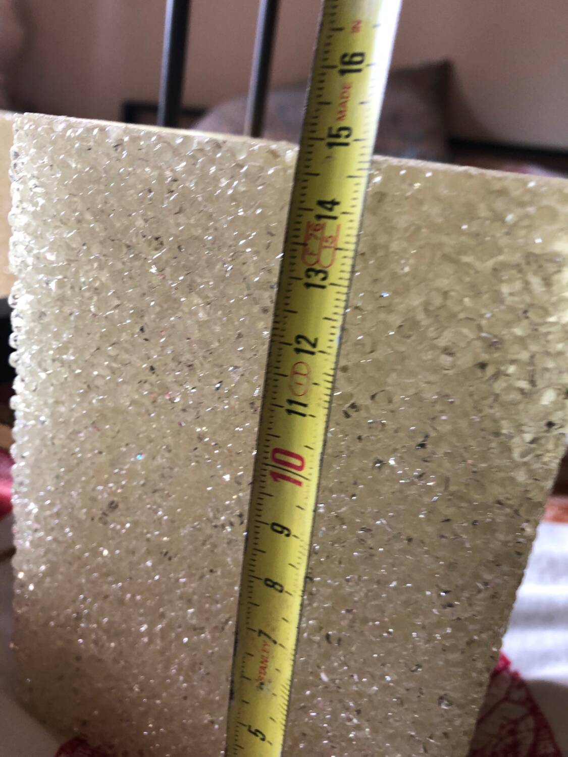 Scandinavian-style teak suspension