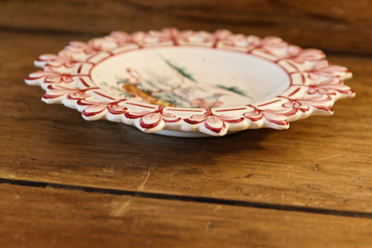 Assiette en faïence d'Aprey