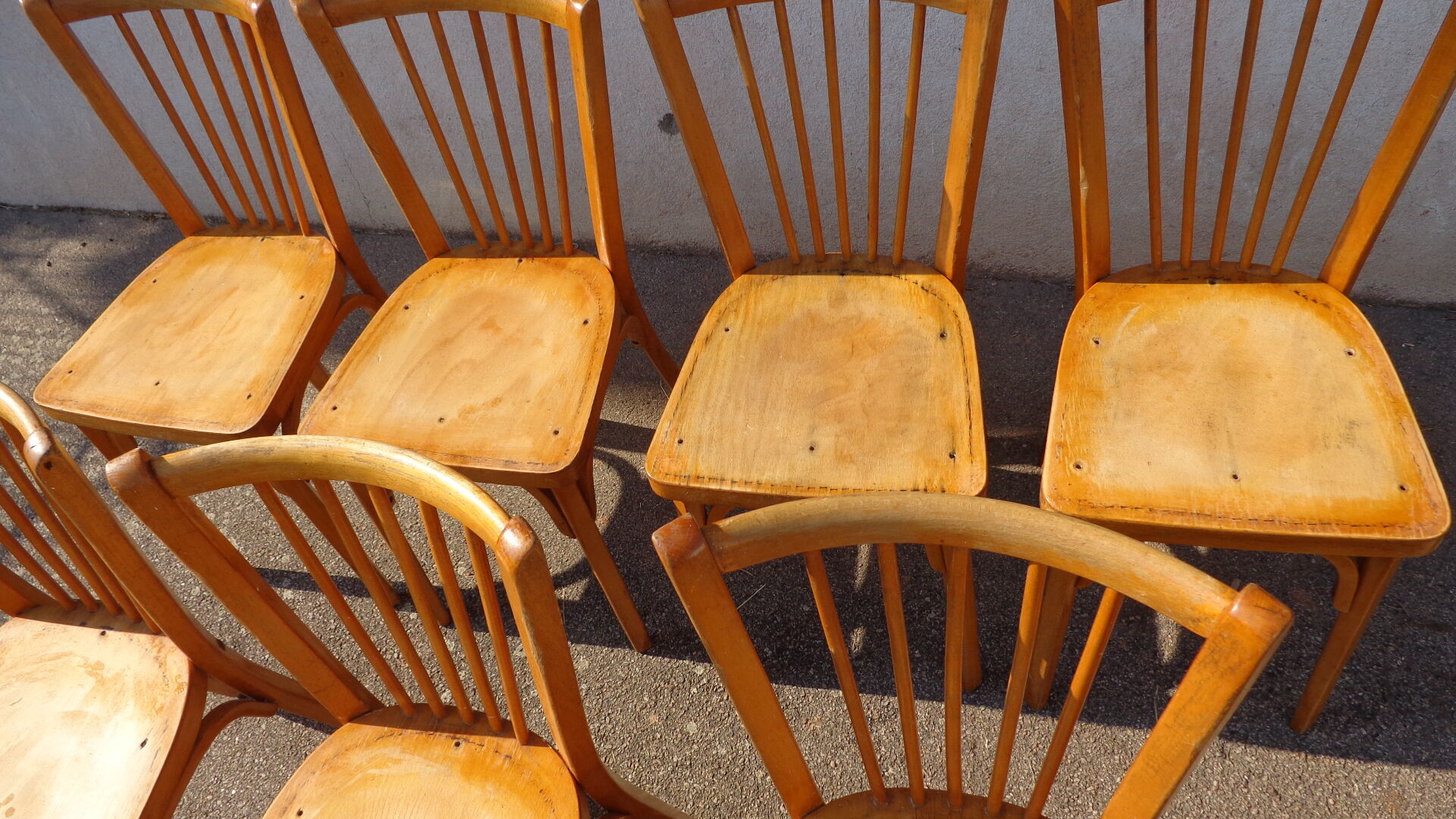 Série de 9 chaises Baumann