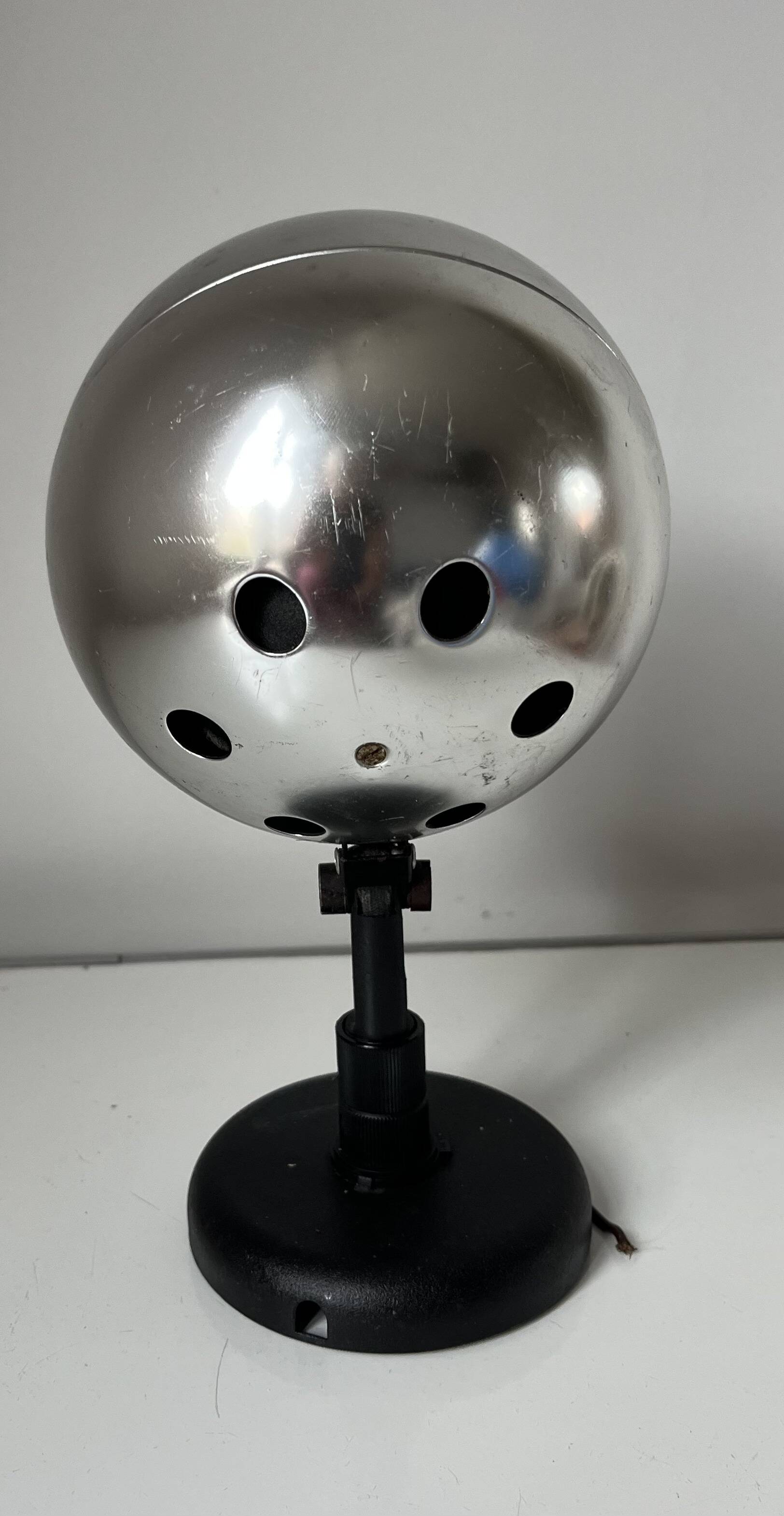 Eyeball Lita chrome metal wall light