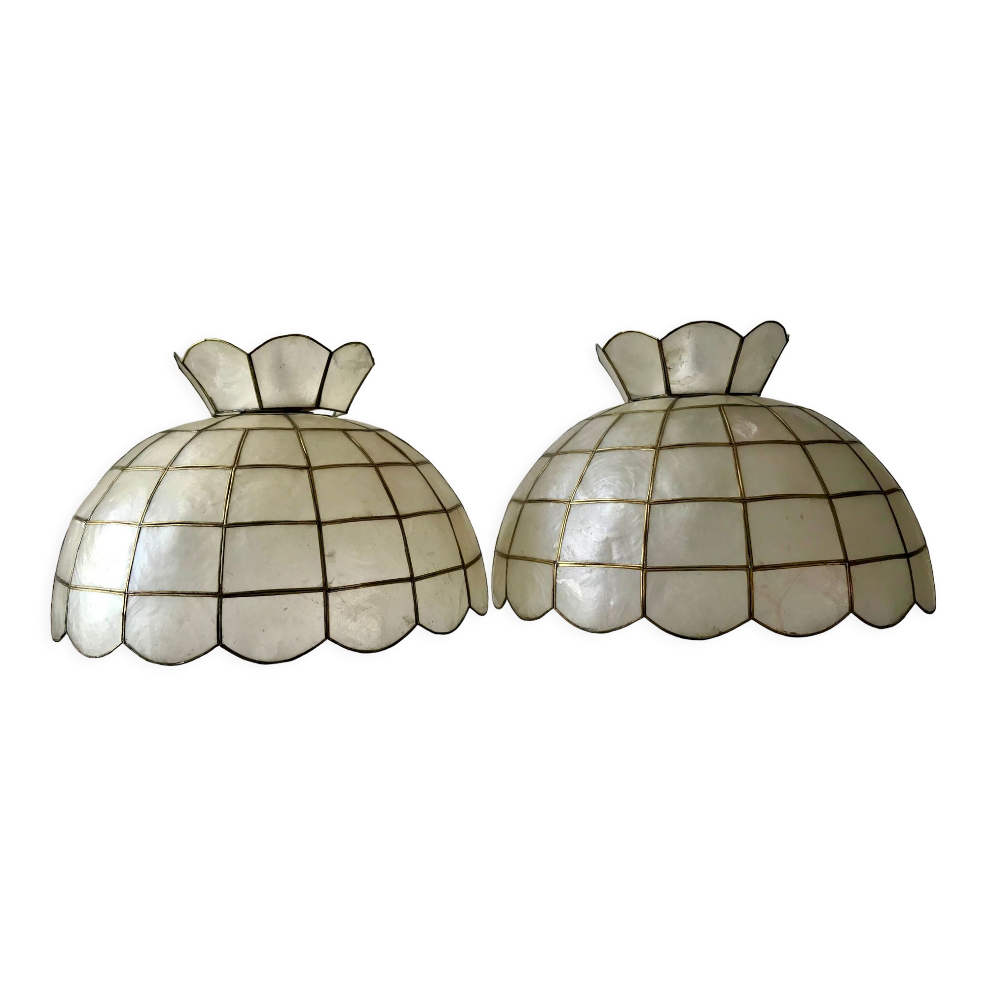 Pair of mother-of-pearl and brass suspensions 60-70s