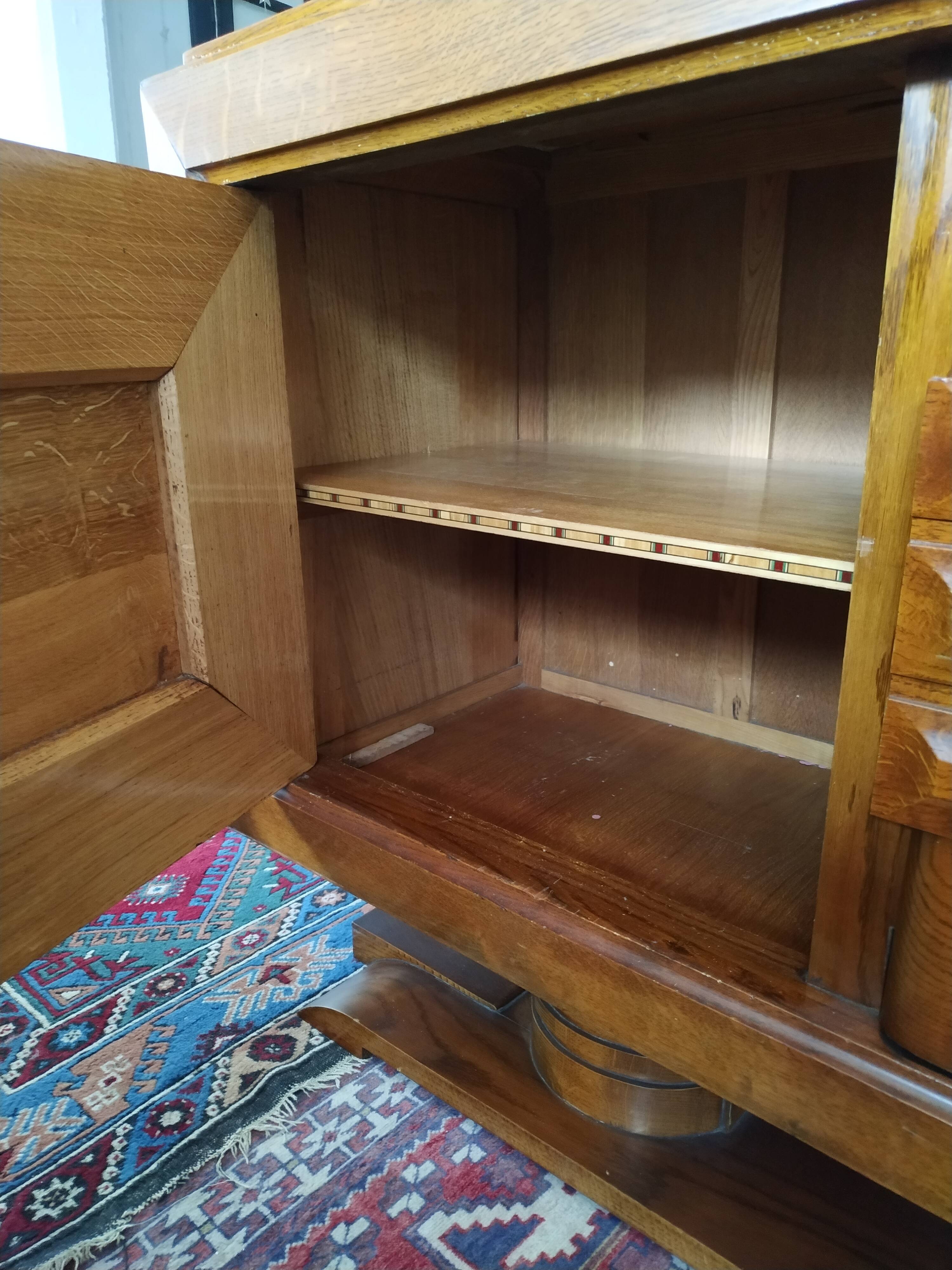 Sideboard
