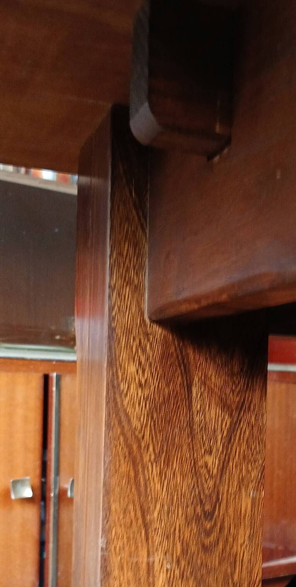 Table de ferme XXL rustique brutaliste "Olavi" en orme teinté NF meubles 12 convives