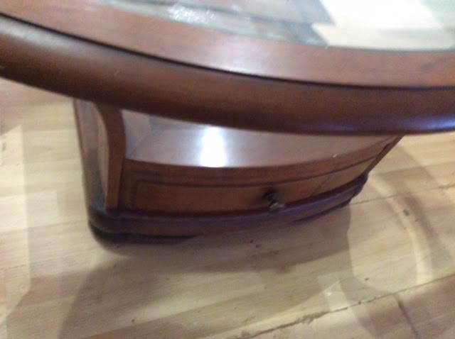 Coffee table in cherry and glass