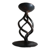 Rusty twisted candle holder for round candles