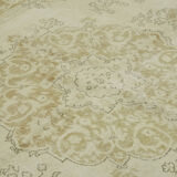 Hand-knotted anatolian vintage carpet  1970s 219 cm x 311 cm