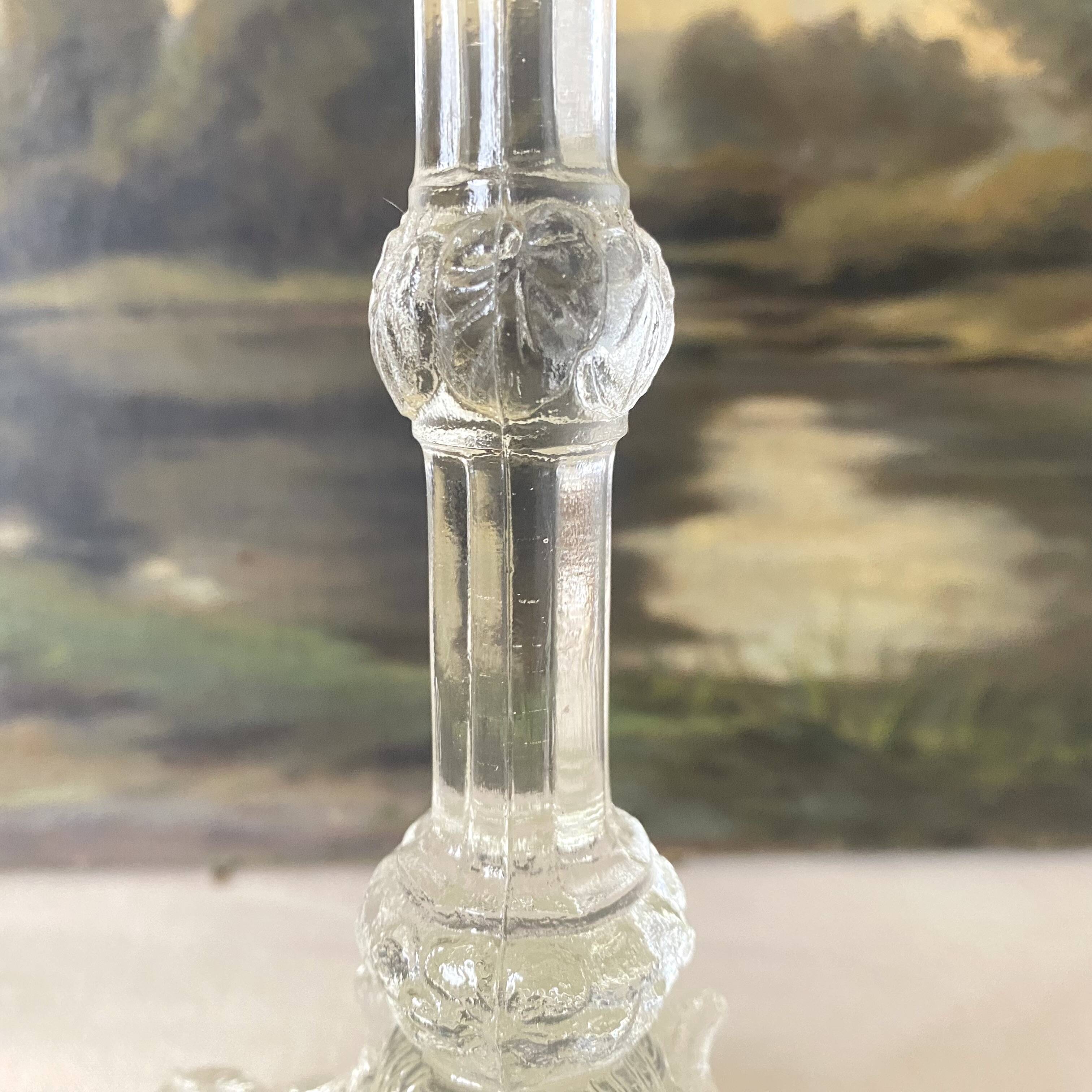 Bougeoir en verre moulé décor poissons