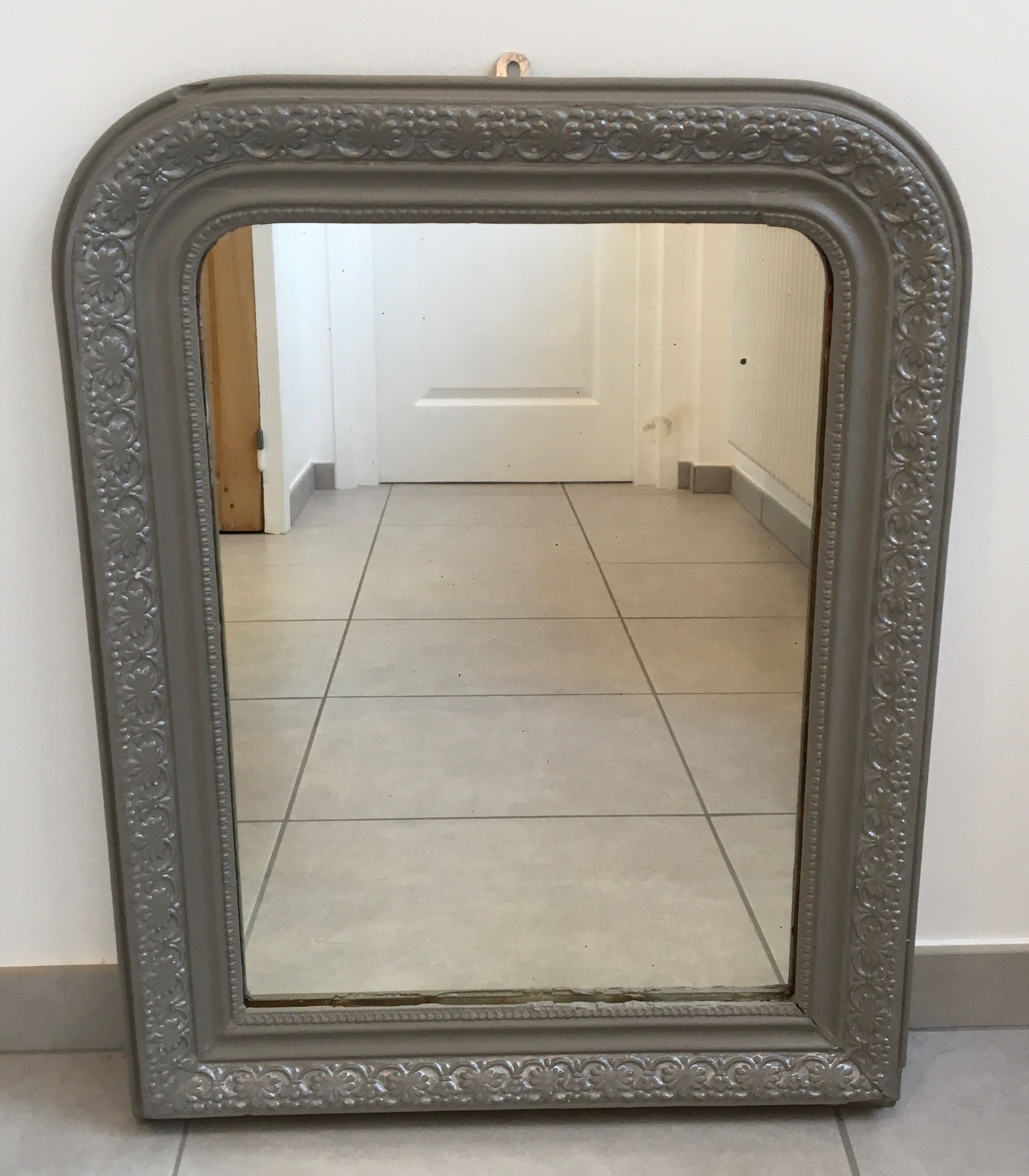 Louis Philippe mirror ash - 70x54cm