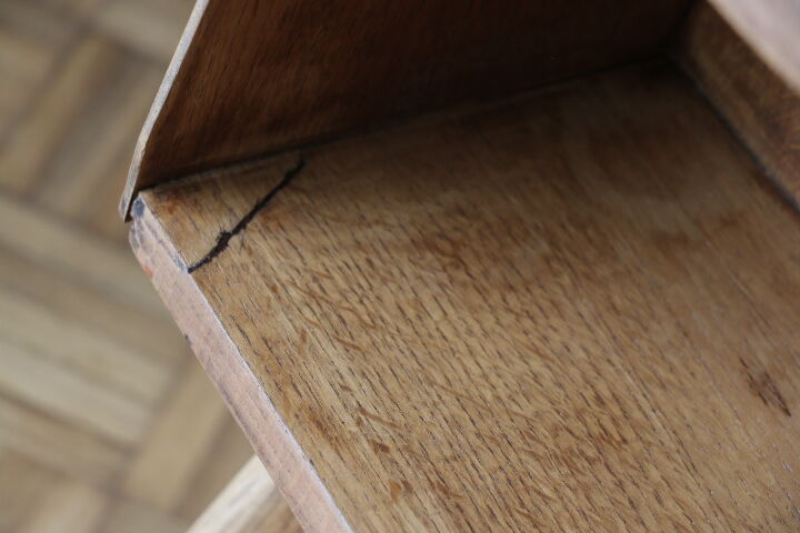 Oak-plated tripod 1950