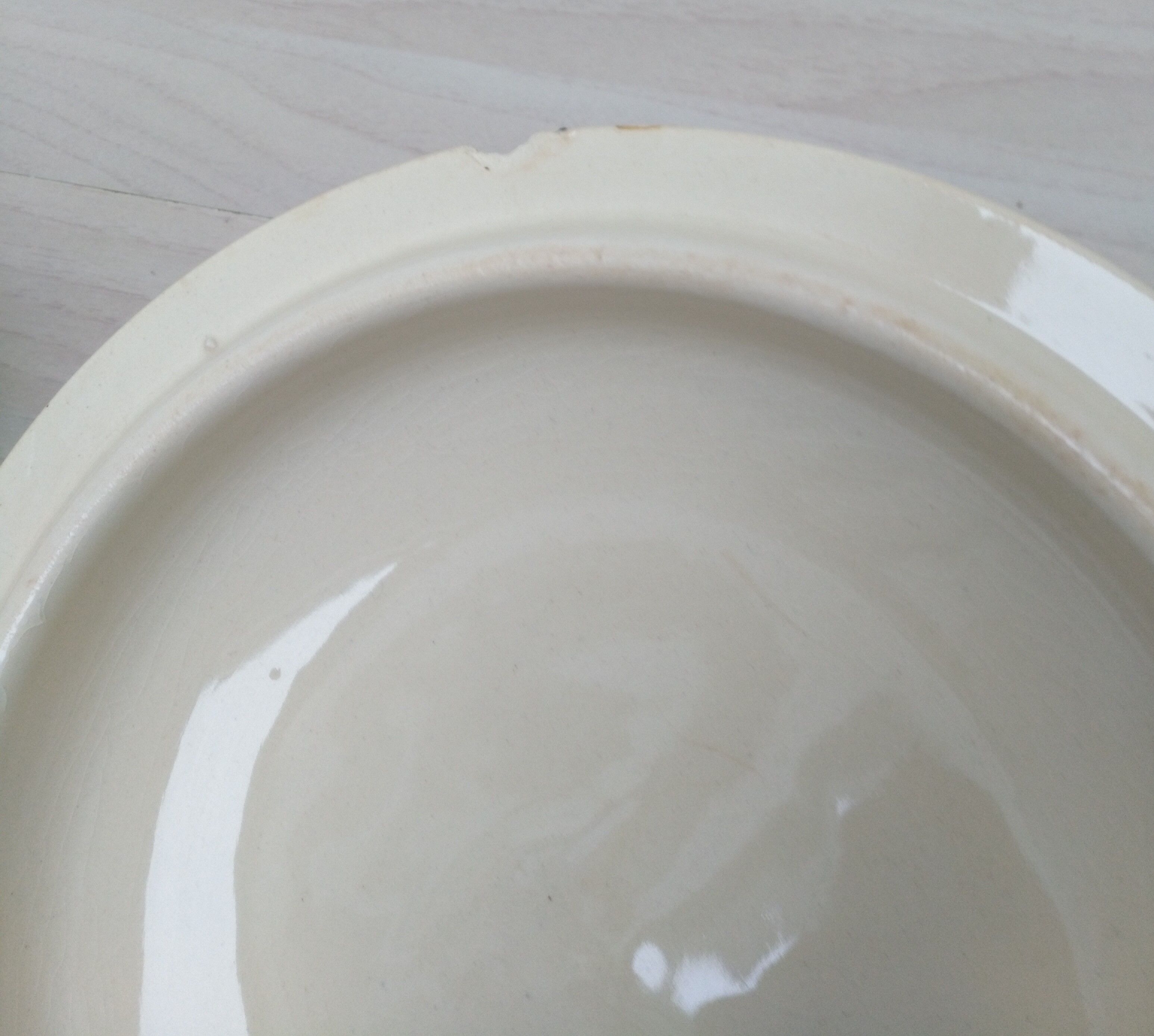 Iron earth tureen from Gien model Pink Hawthorn