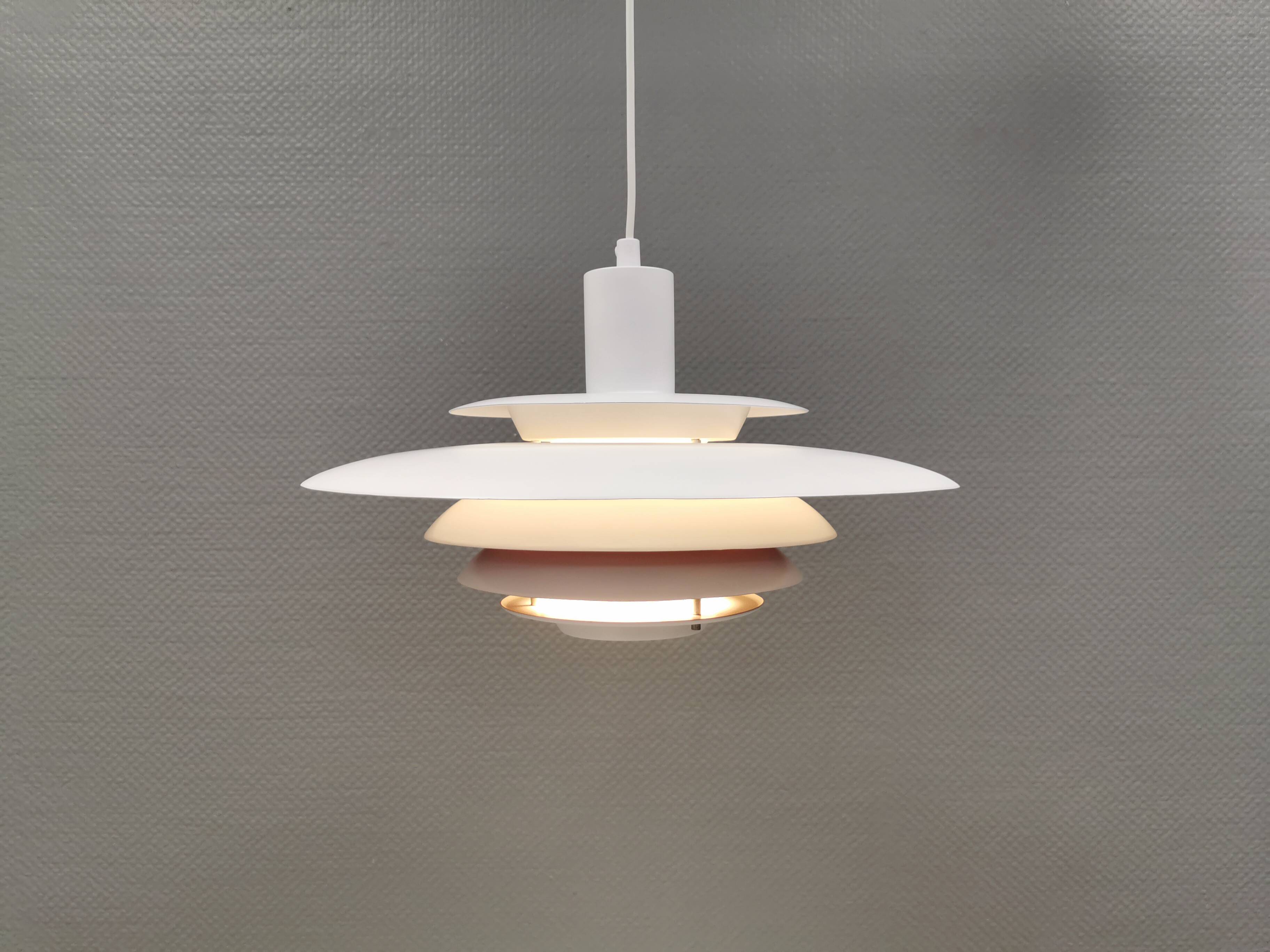 A very rare ‘Teknika’ lamp, Denmark, 1960s, model 425.