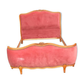 Louis XVI-style pink velvet basket bed