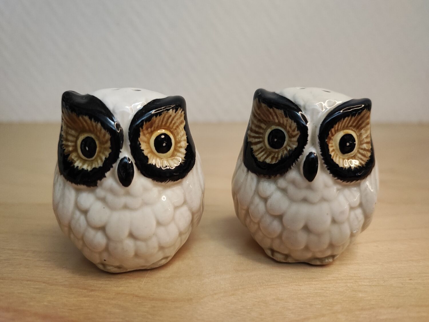 Owl salt and pepper shaker