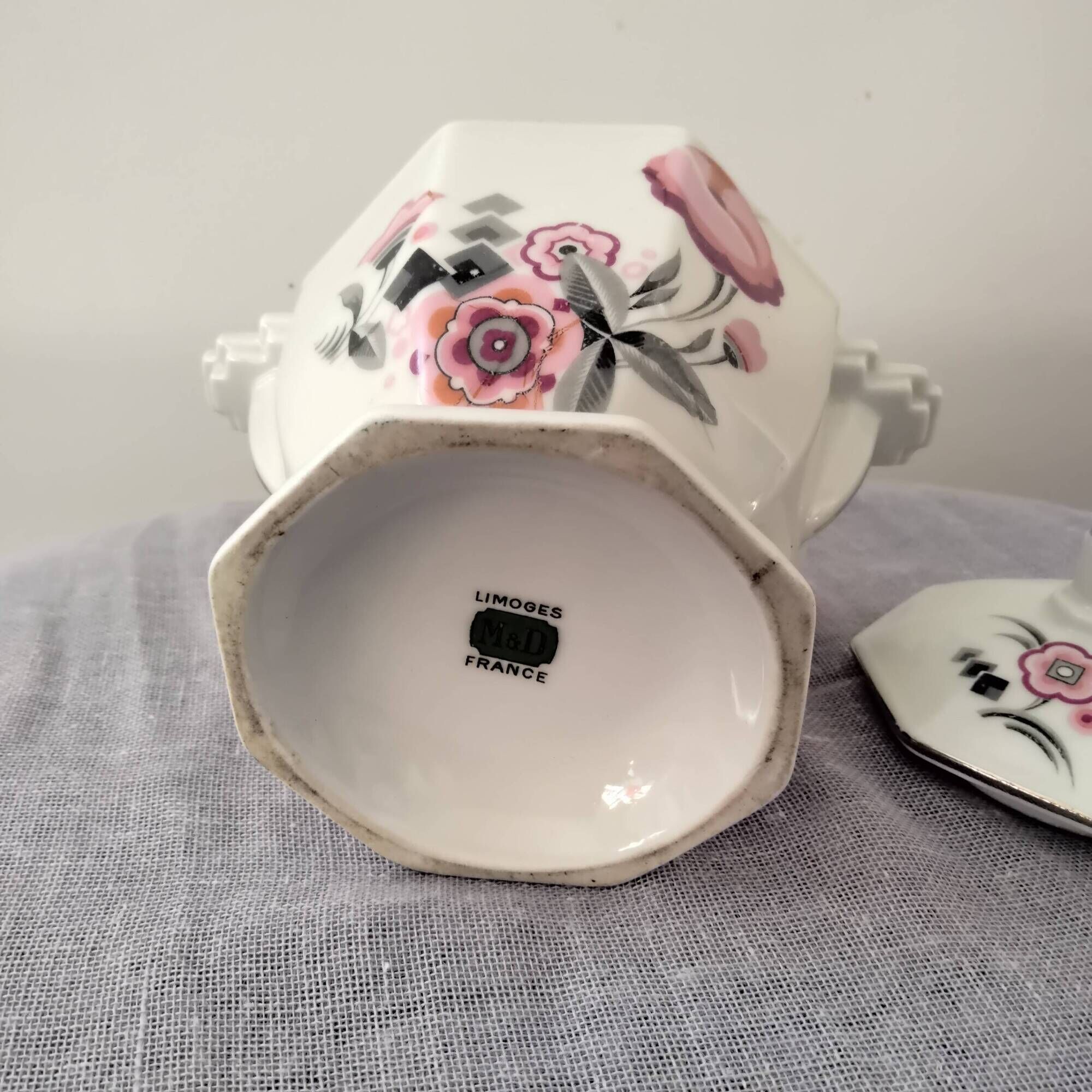 Porcelain sugar bowl
