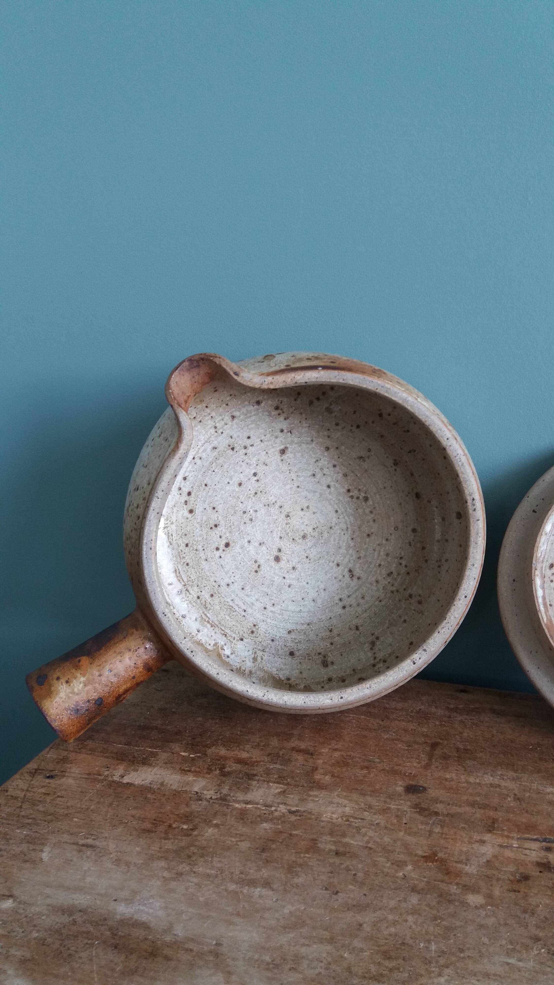 Caquelon couvert soupière en grès de Puisaye signé Jean-Pierre Prud’homme