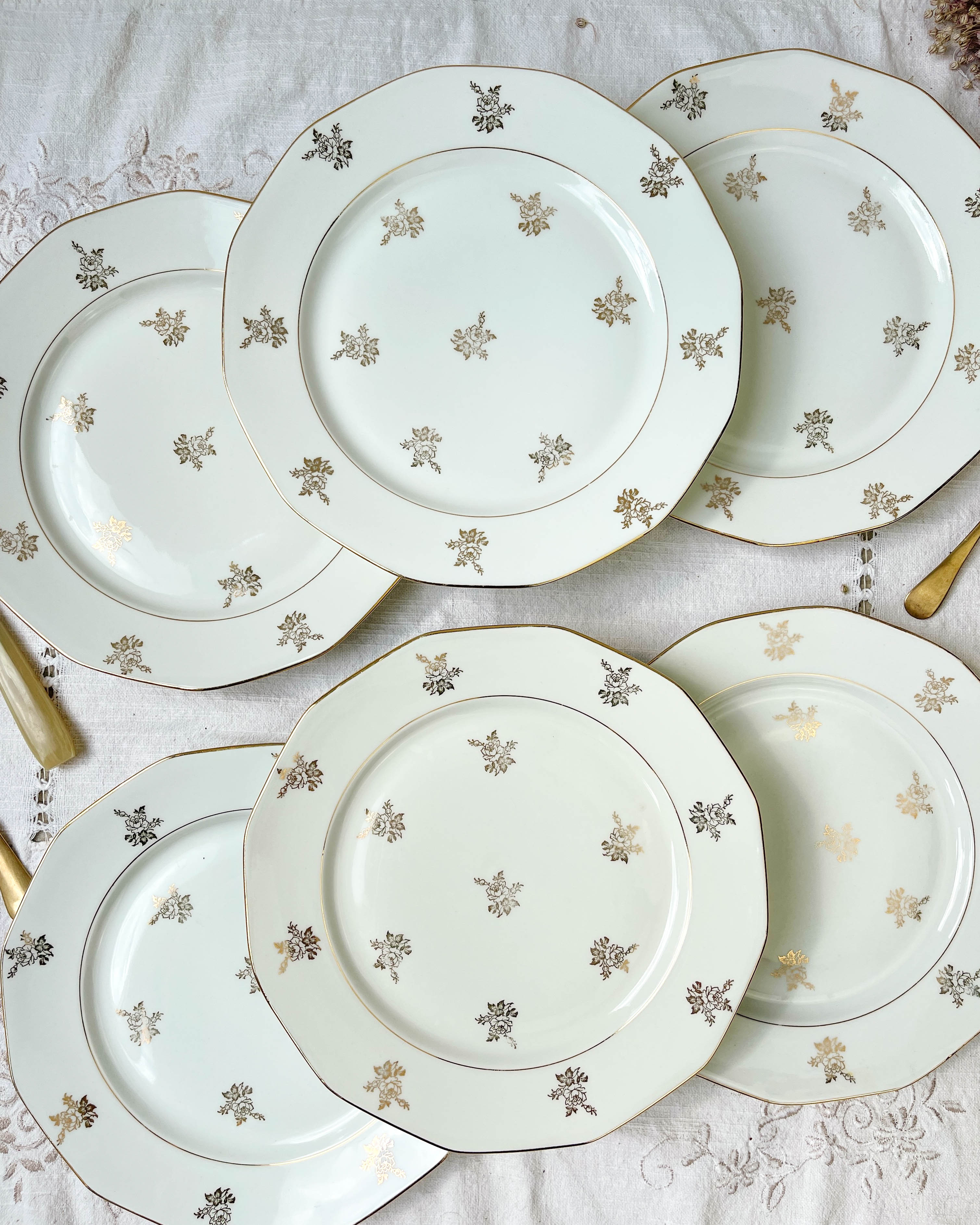 6 Flat plates porcelain white flowers golden Limoges Mehun