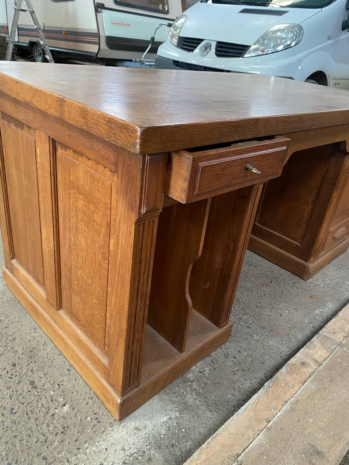 Art Deco administration office