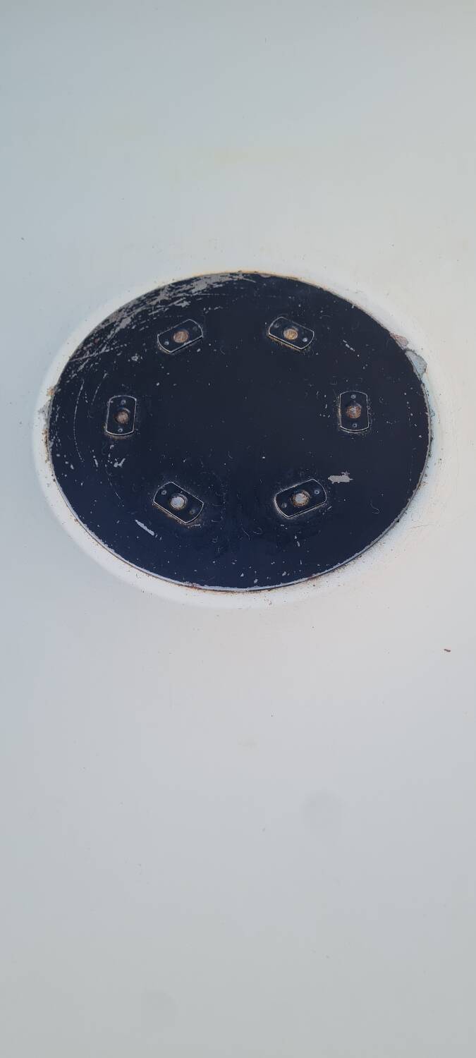 Tulip chair by Eero Saarinen, for Knoll