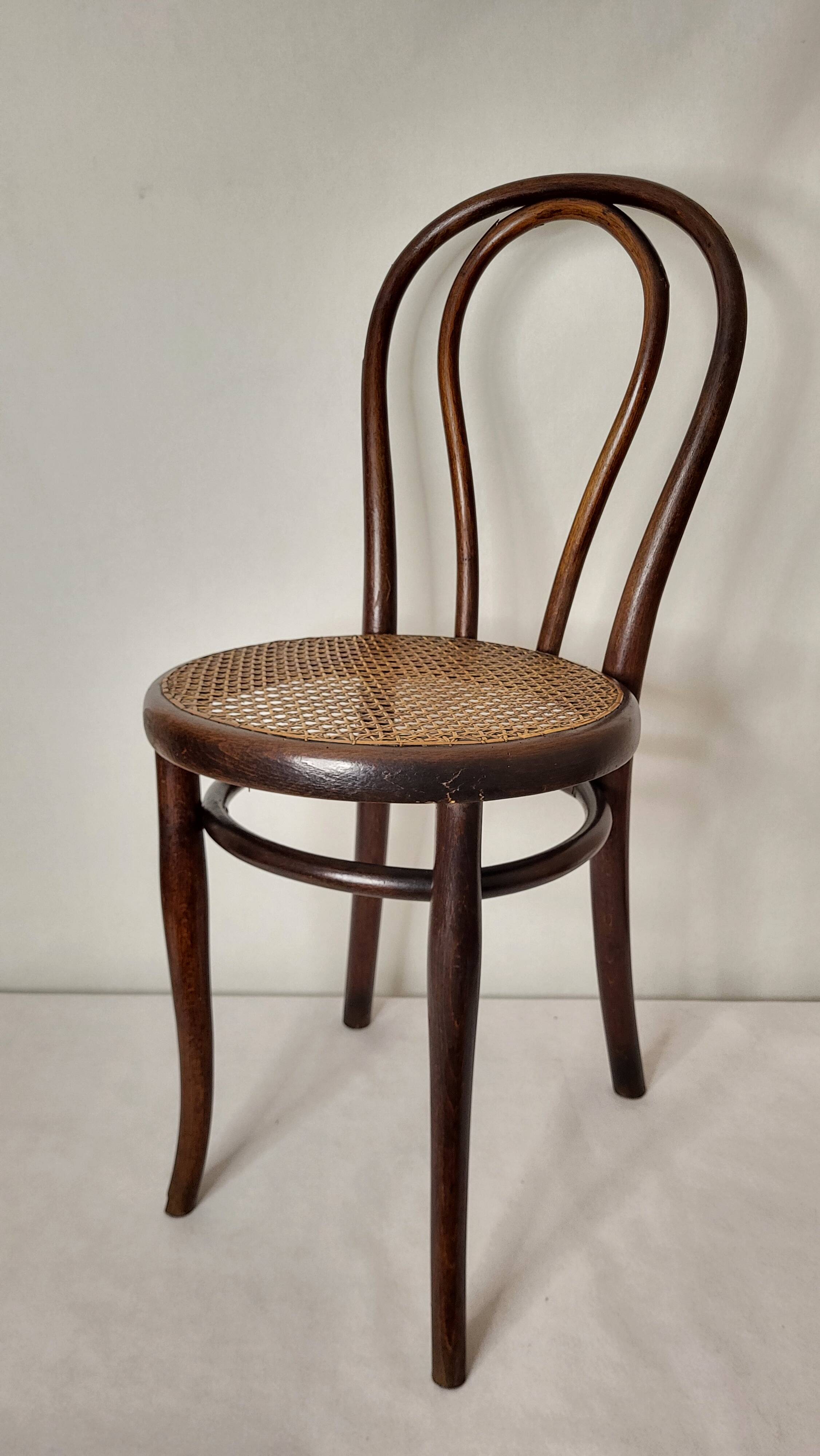 Thonet Chair No. 18 half