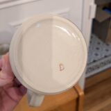 Six mugs en céramique