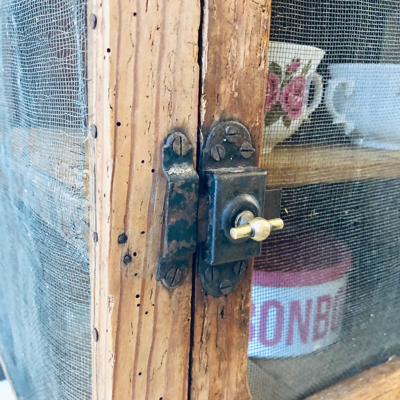 Old wooden eating guard