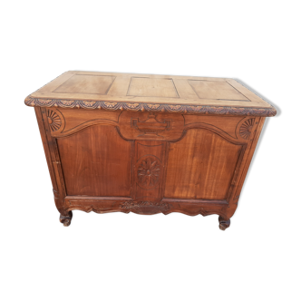 Former Louis XV style wedding box