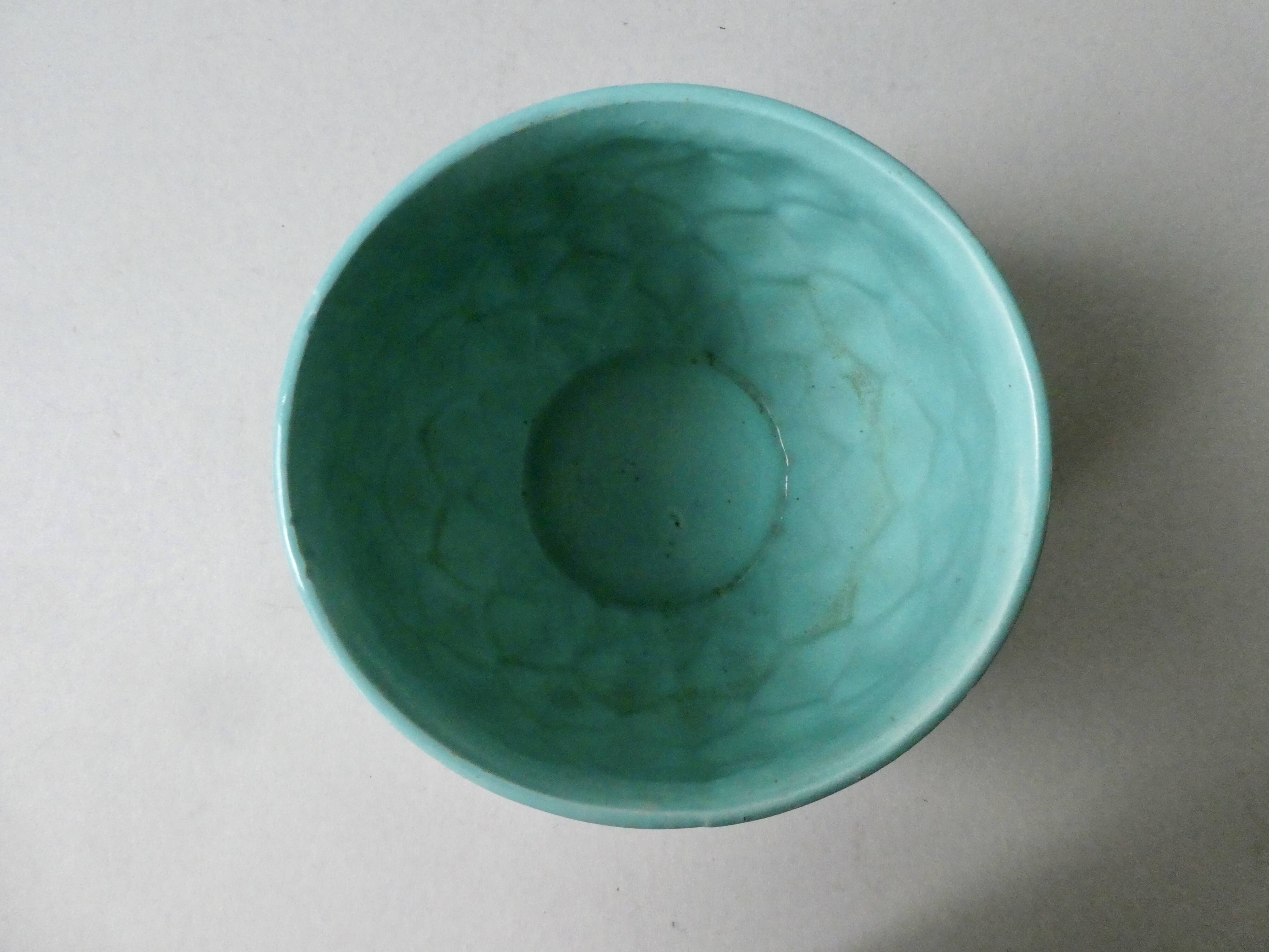 Ceramic pot cover Saint Clément France, artichoke model
