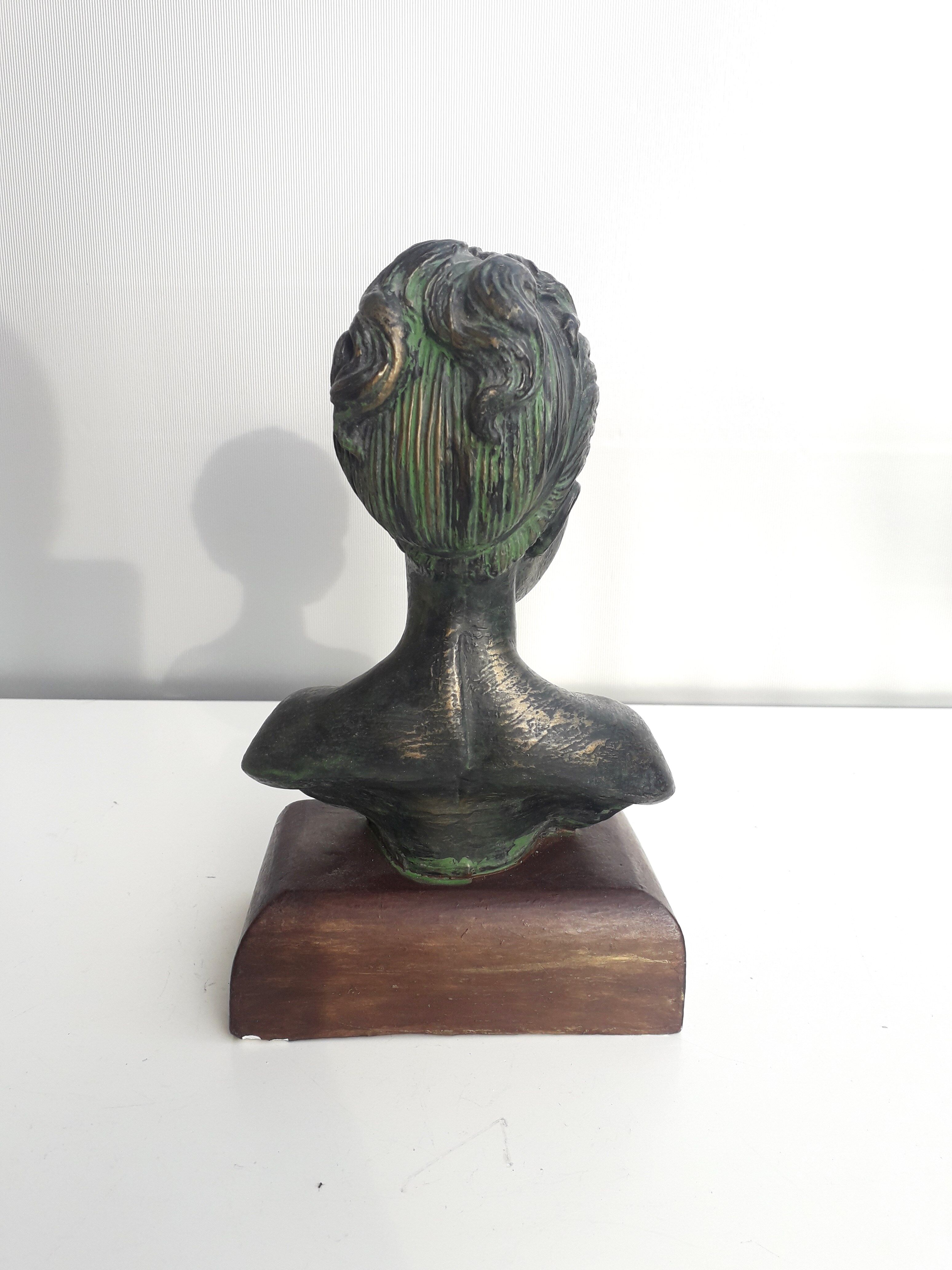 Woman bust in plaster antique bronze effect circa 1960