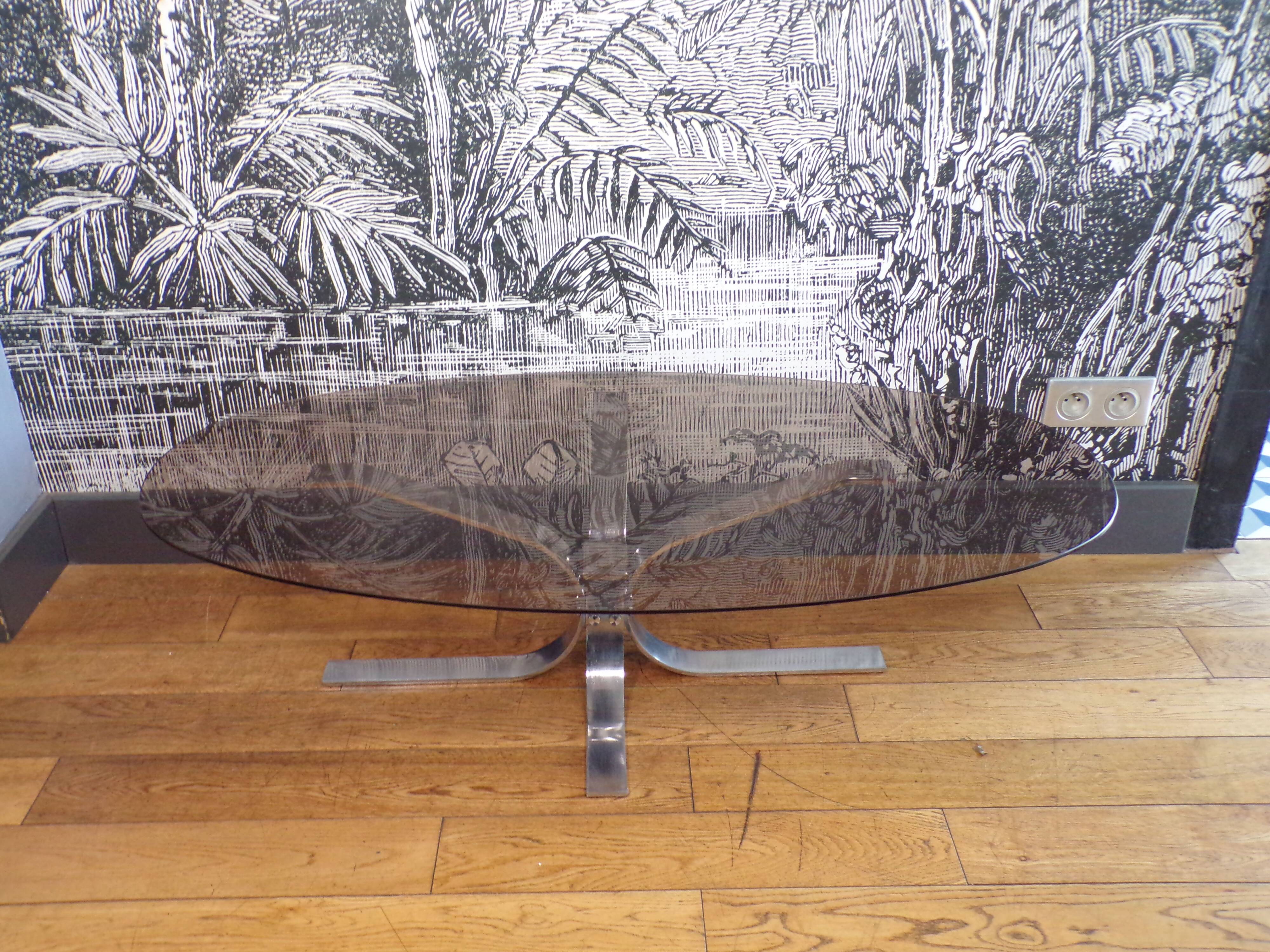 Oval coffee table 1970