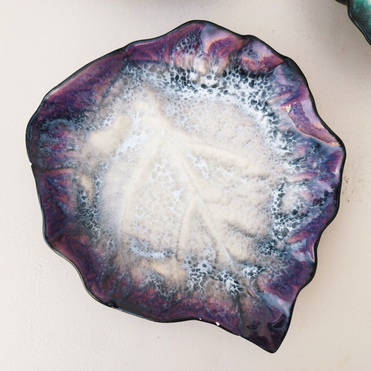 Plates ceramic cabbage leaf Chambost