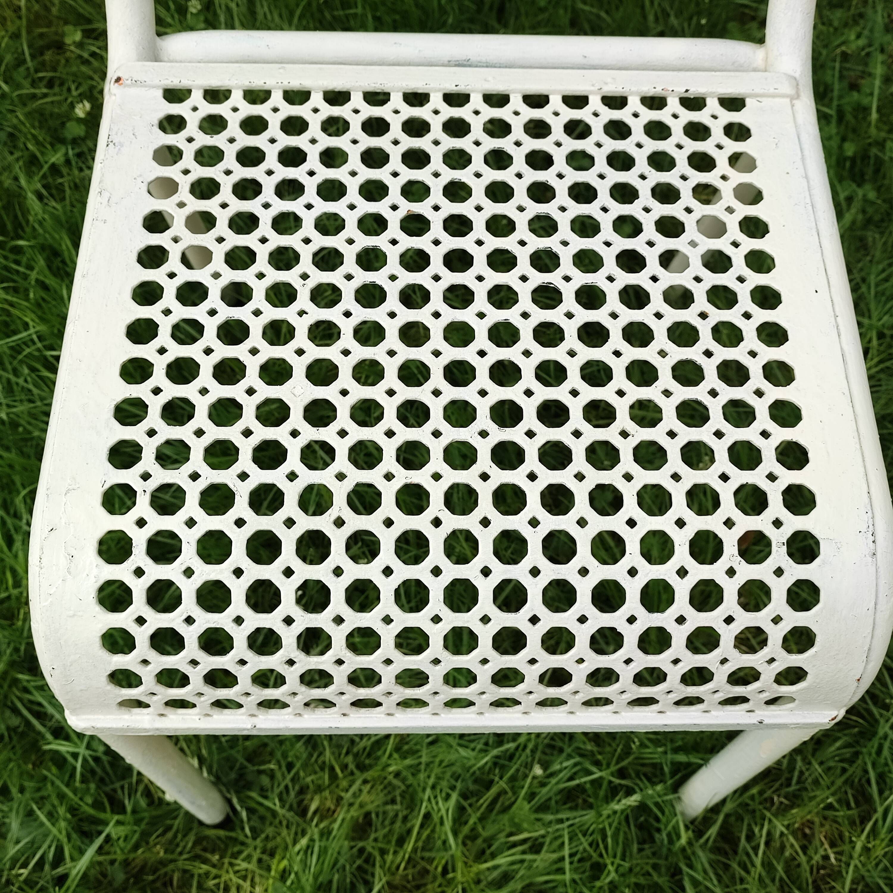 Armchairs and garden chairs 50/60s