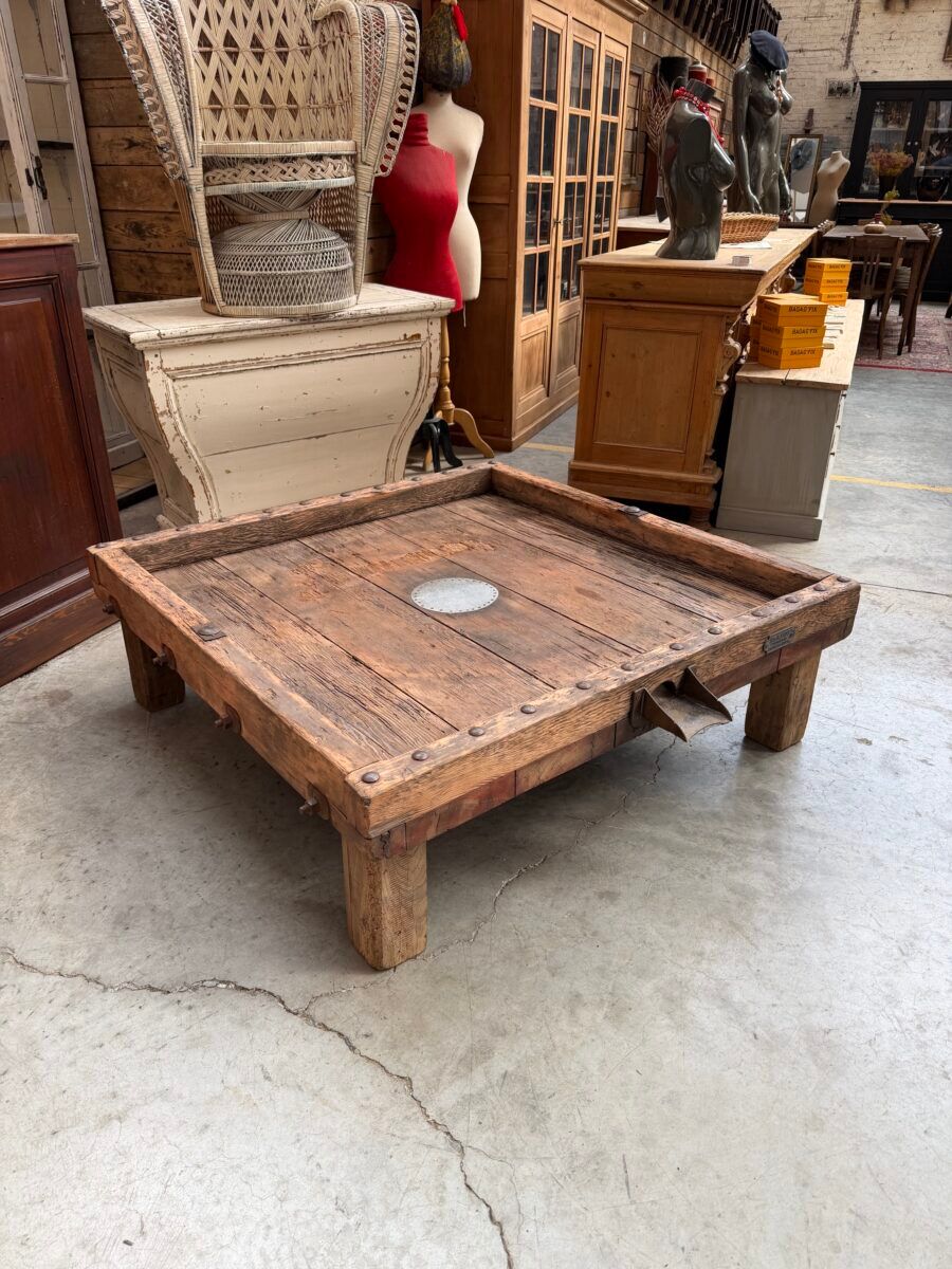 Coffee table press early 20th century