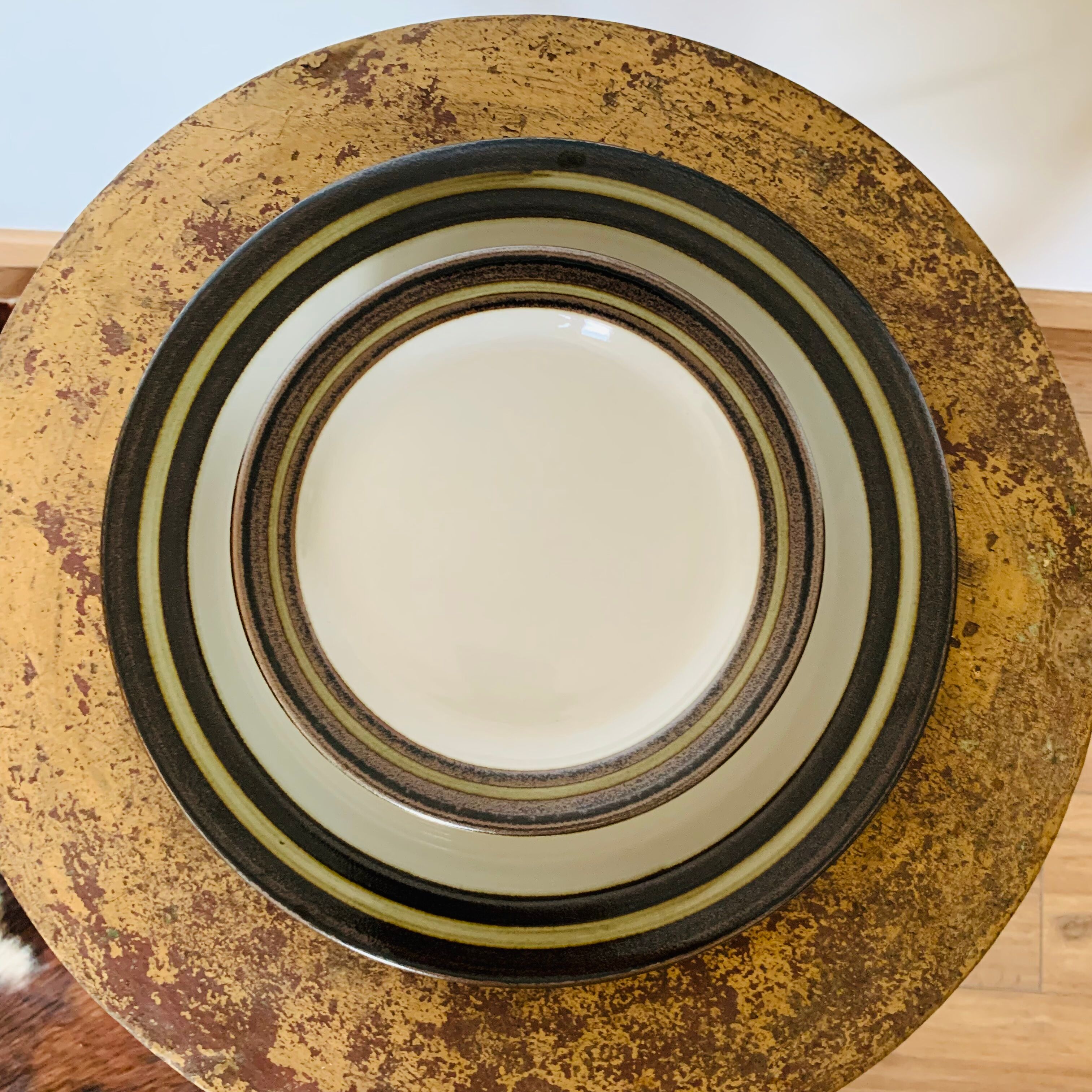 Ceramic dessert service by Anya Jaatinen Winqvist for Arabia