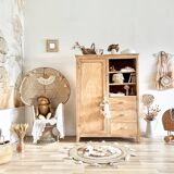 Asymmetrical Parisian wardrobe