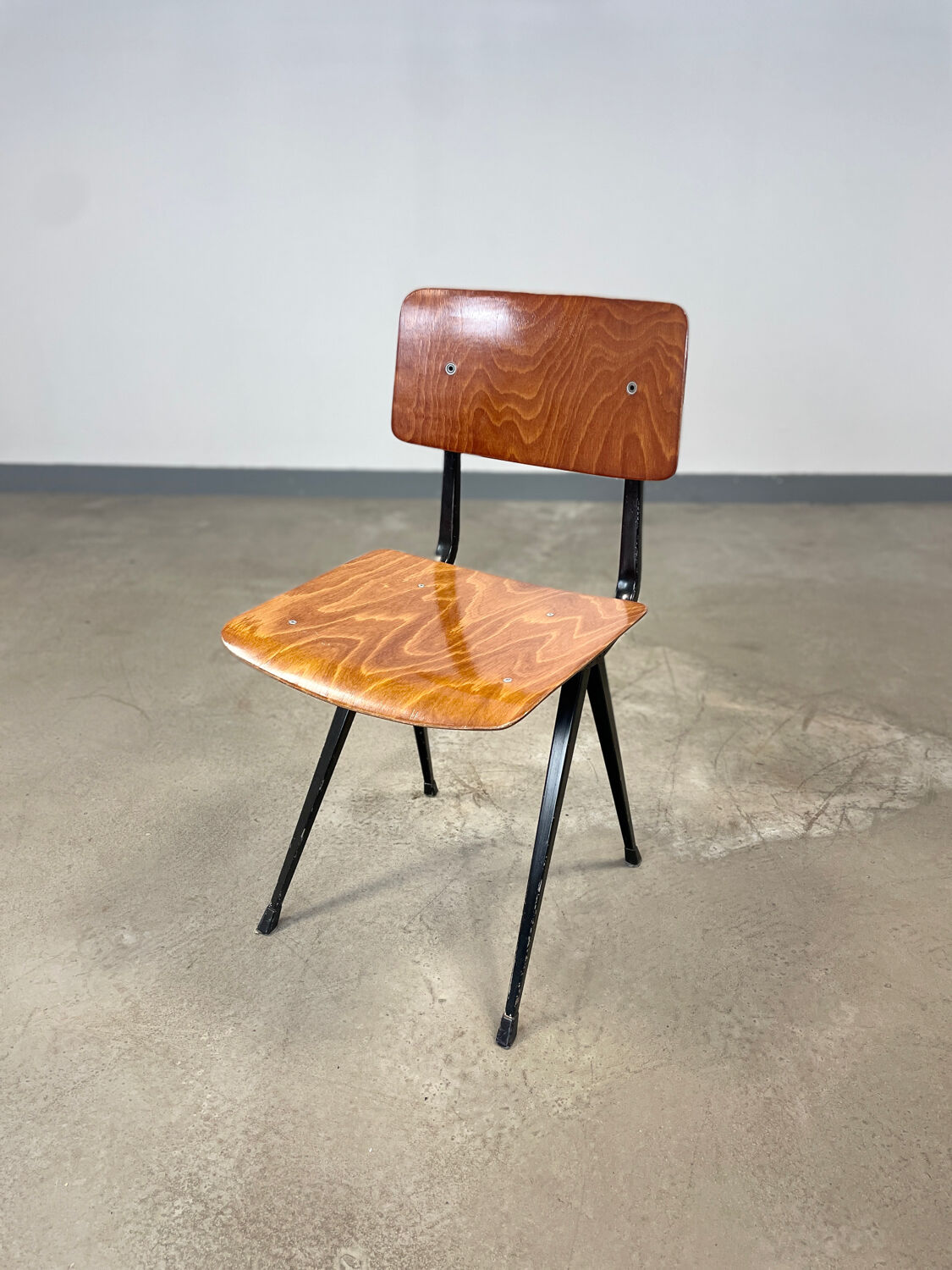 Result Friso Kramer wooden chair, 50s, Netherlands