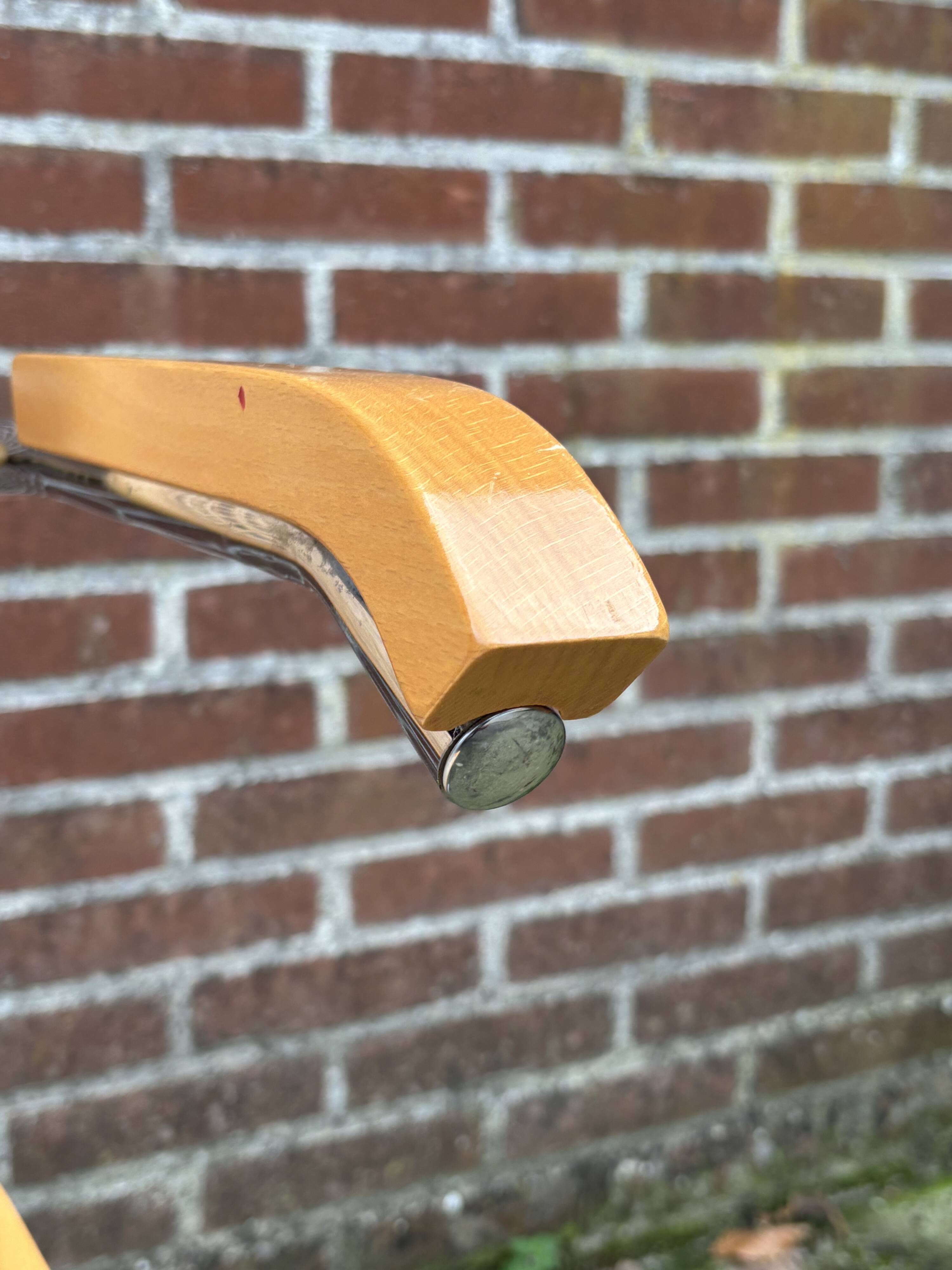 Set of 4 Cesca chairs model B64 with armrests Cesca Marcel breuer design