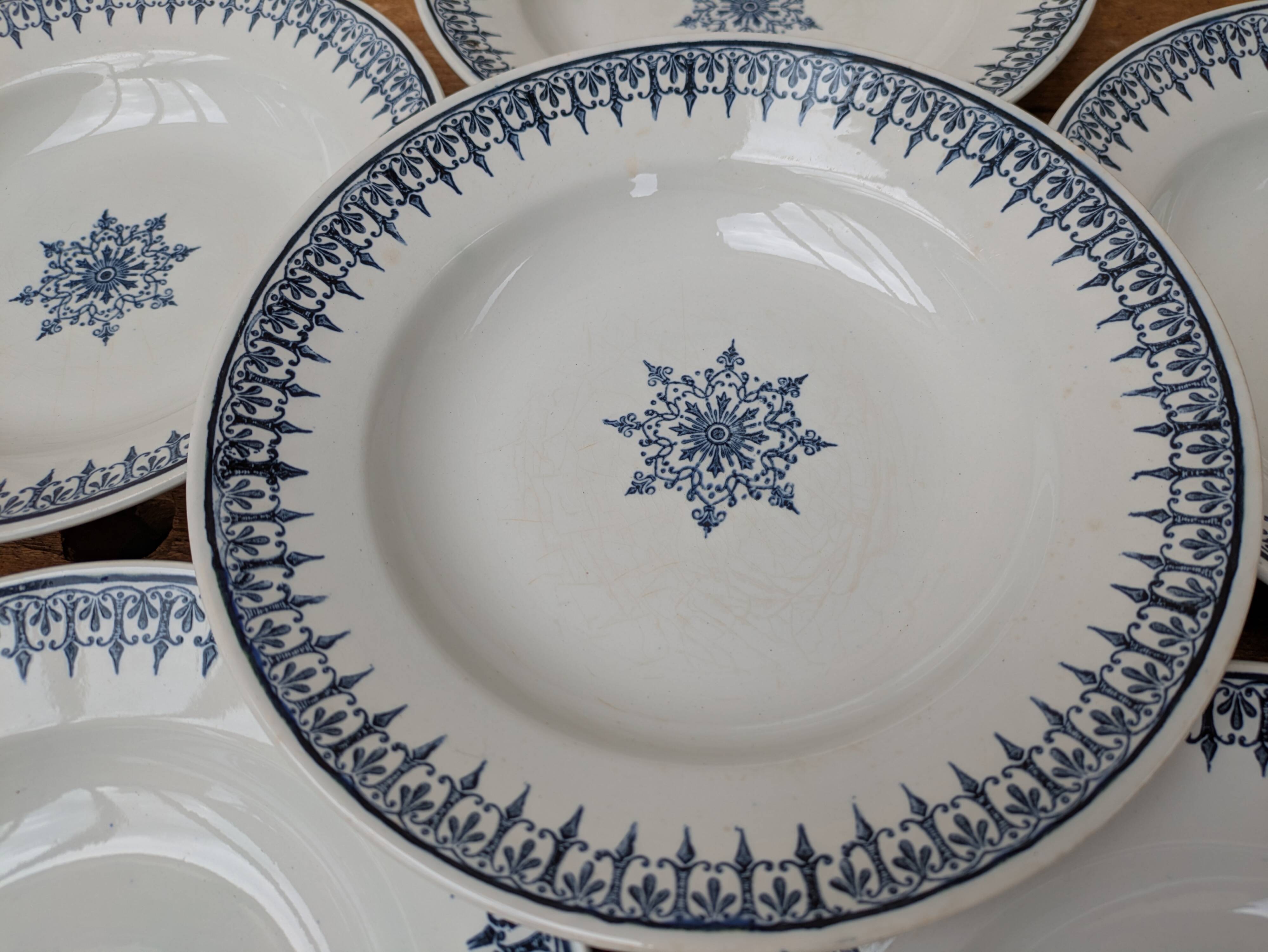 Set of 6 old ceramic soup plates, Primax saint model