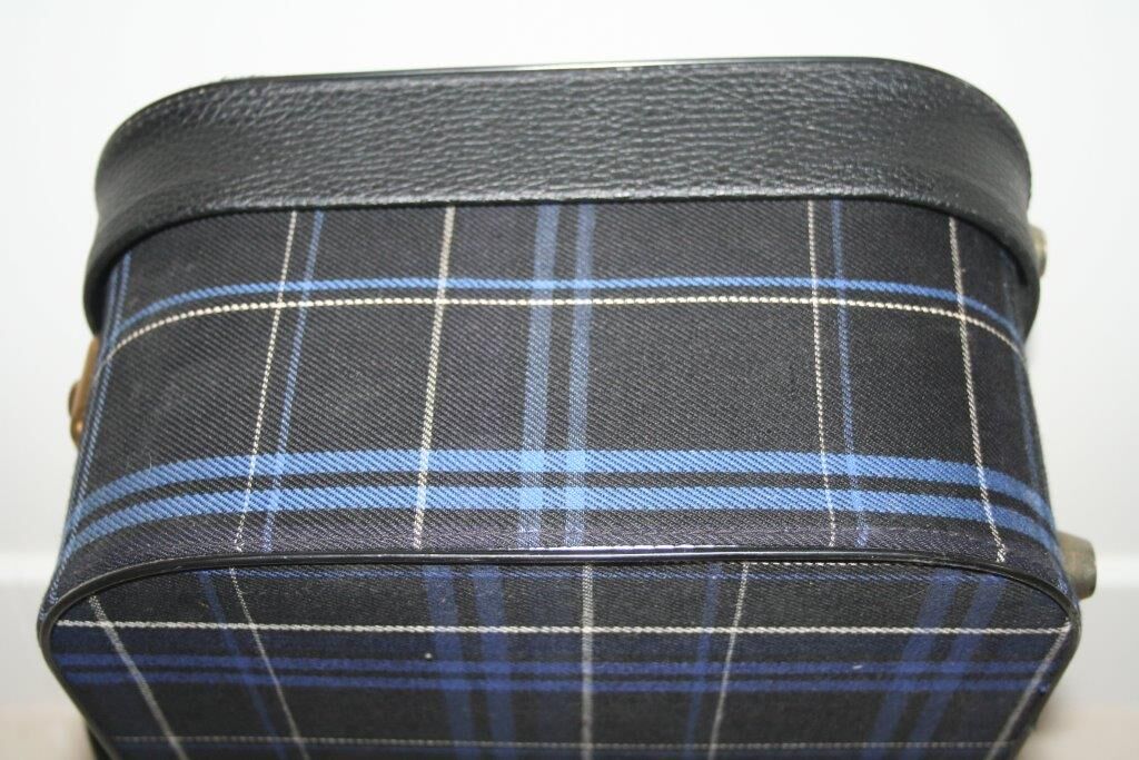 Tissue case scottish