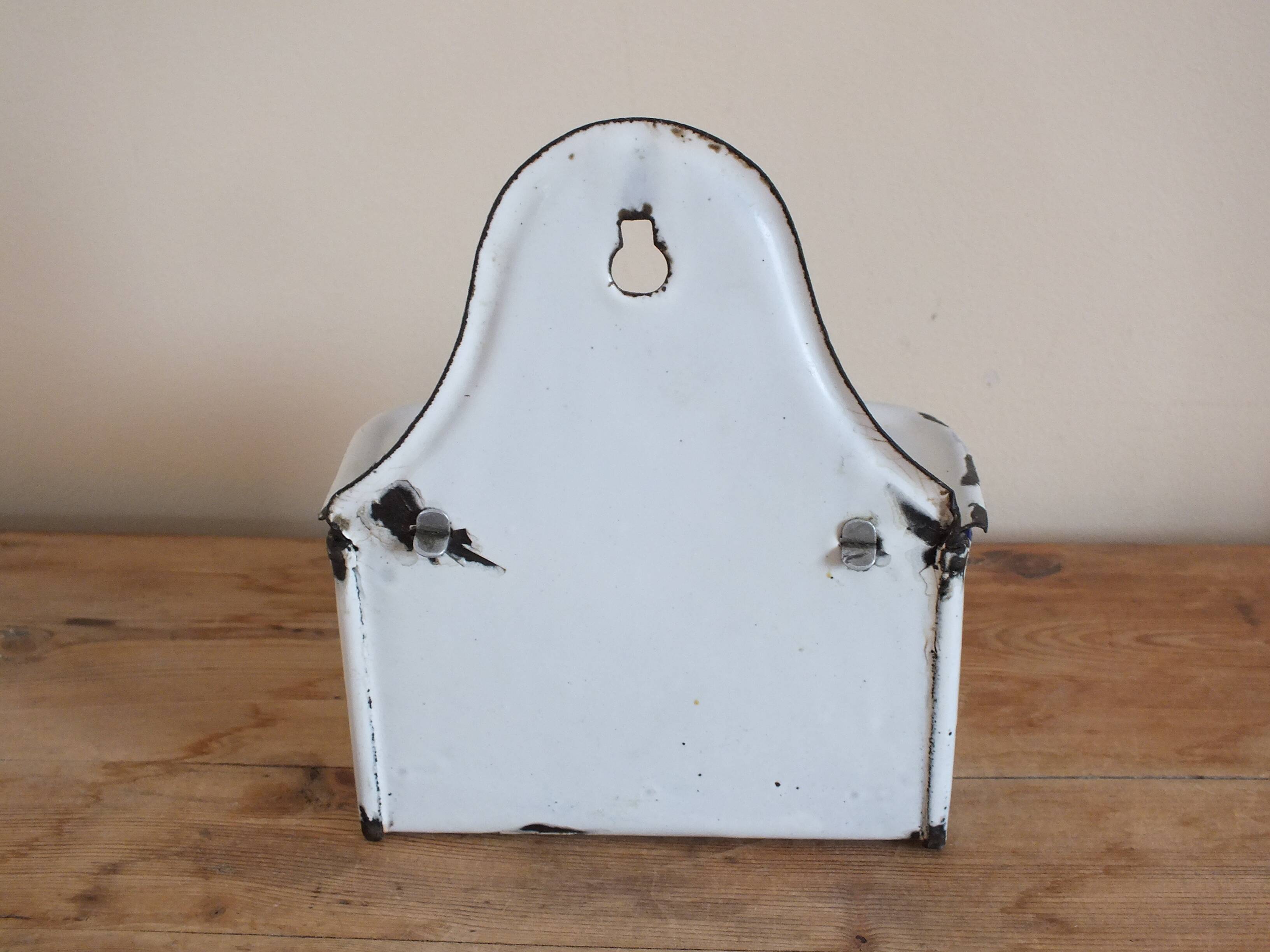 old matchbox in enameled sheet metal