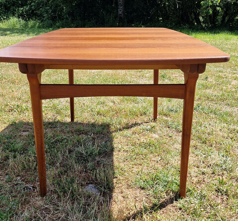 Table à manger en teck extensive scandinave 1960