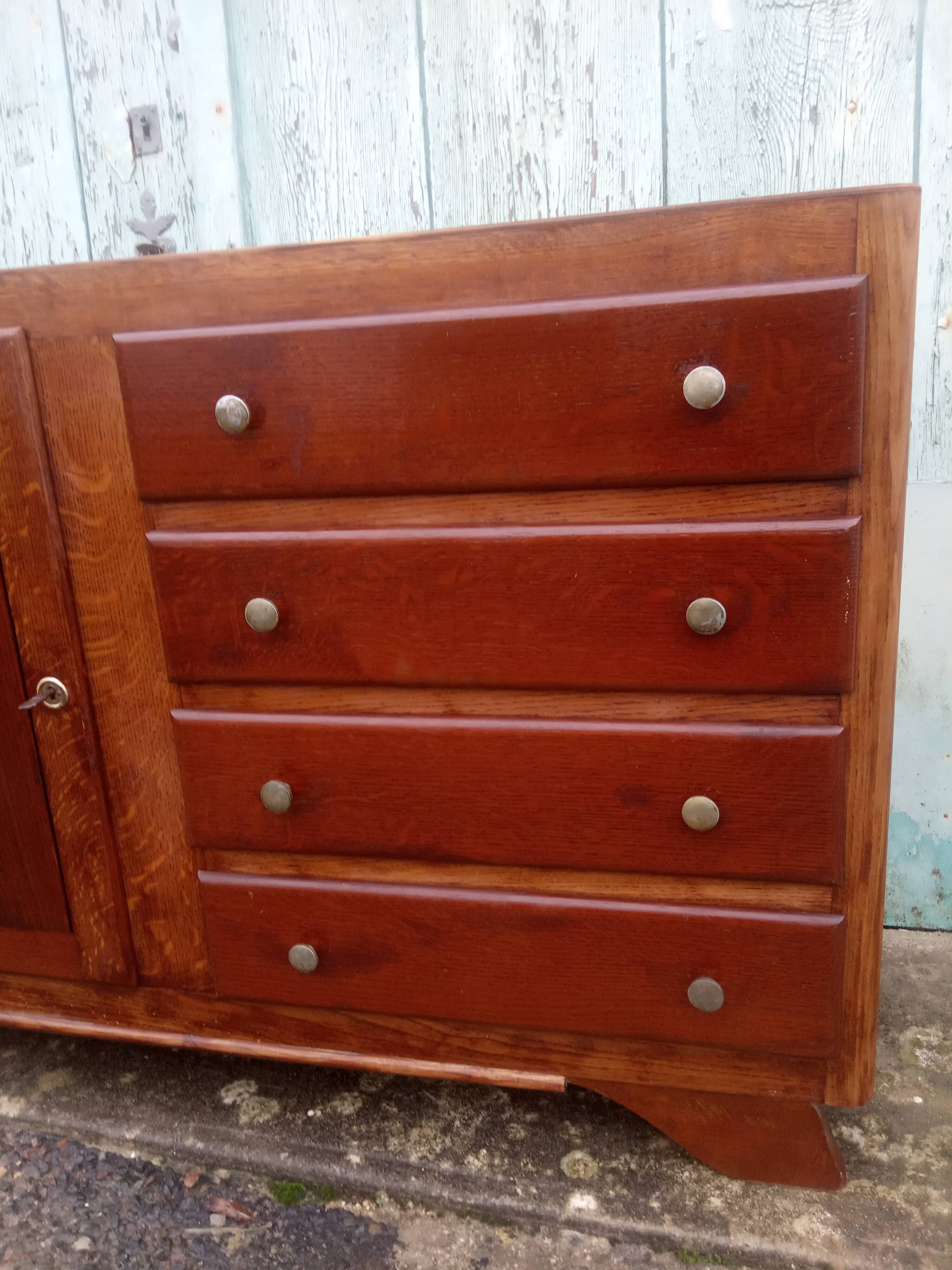 Art deco chest of drawers