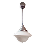 Suspension style Bauhaus métal chromé et globe opaline - années 20/30